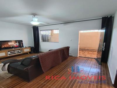 Casa para Venda, em Ibirit, bairro Primeiro de Outubro, 3 dormitrios, 1 banheiro, 1 sute, 2 vagas