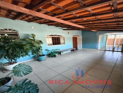 Casa para Venda na cidade de Ibirit&eacute; no bairro Jardim das Rosas